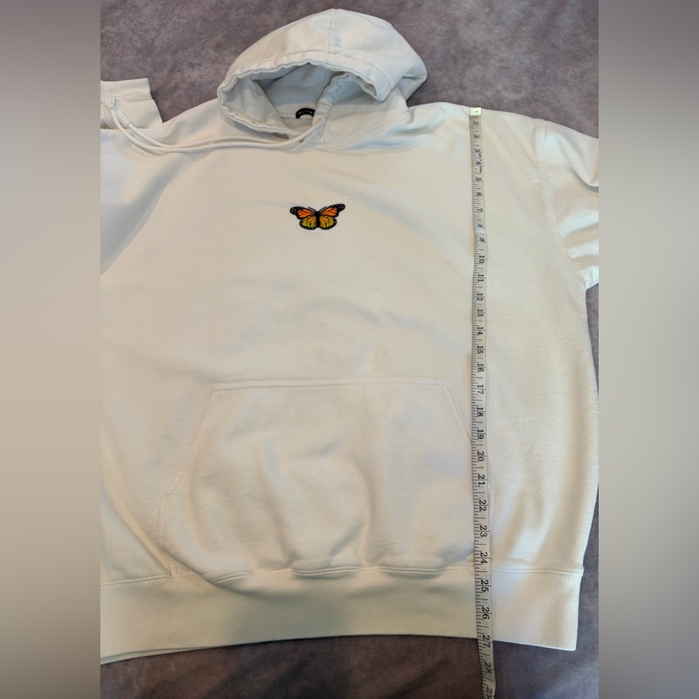 Brandy Melville :XL White Women's Butterfly Embroidered Hoodie - Picture 7 of 10
